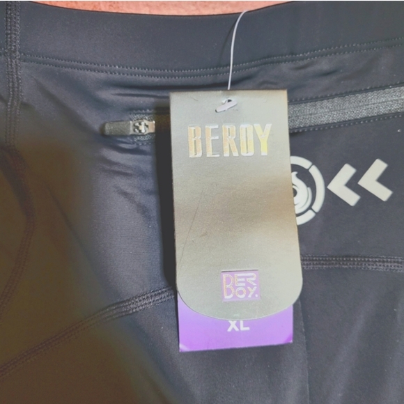 BEROY Women's Cycling Shorts withBack Reflector and Pockets. - Picture 7 of 11